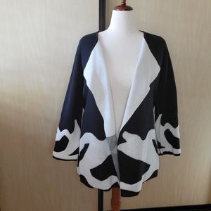 Alfani Women's open front cardigan in Black and White print